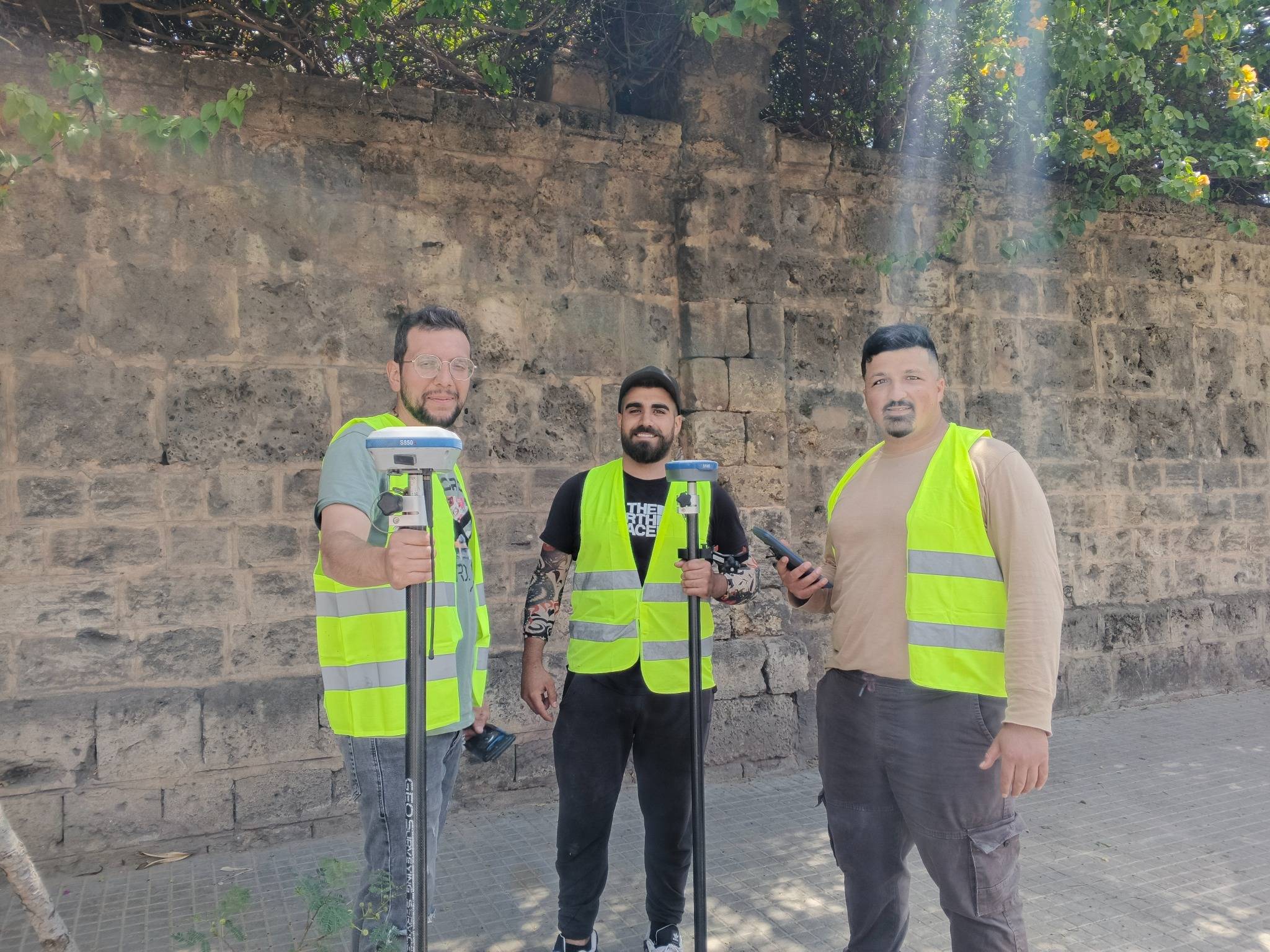 TOPSURVEY team preparing for survey